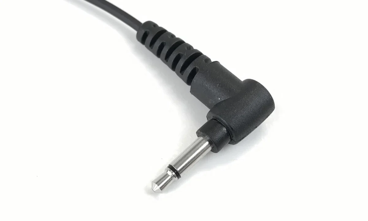 Harris P7100 Speaker Microphone and Over-the-Ear Earpiece Bundle - Image 5